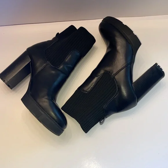 I.D. Required- Women’s Ankle Booties, in a size 6.5 B, Color: Black - Picture 8 of 16